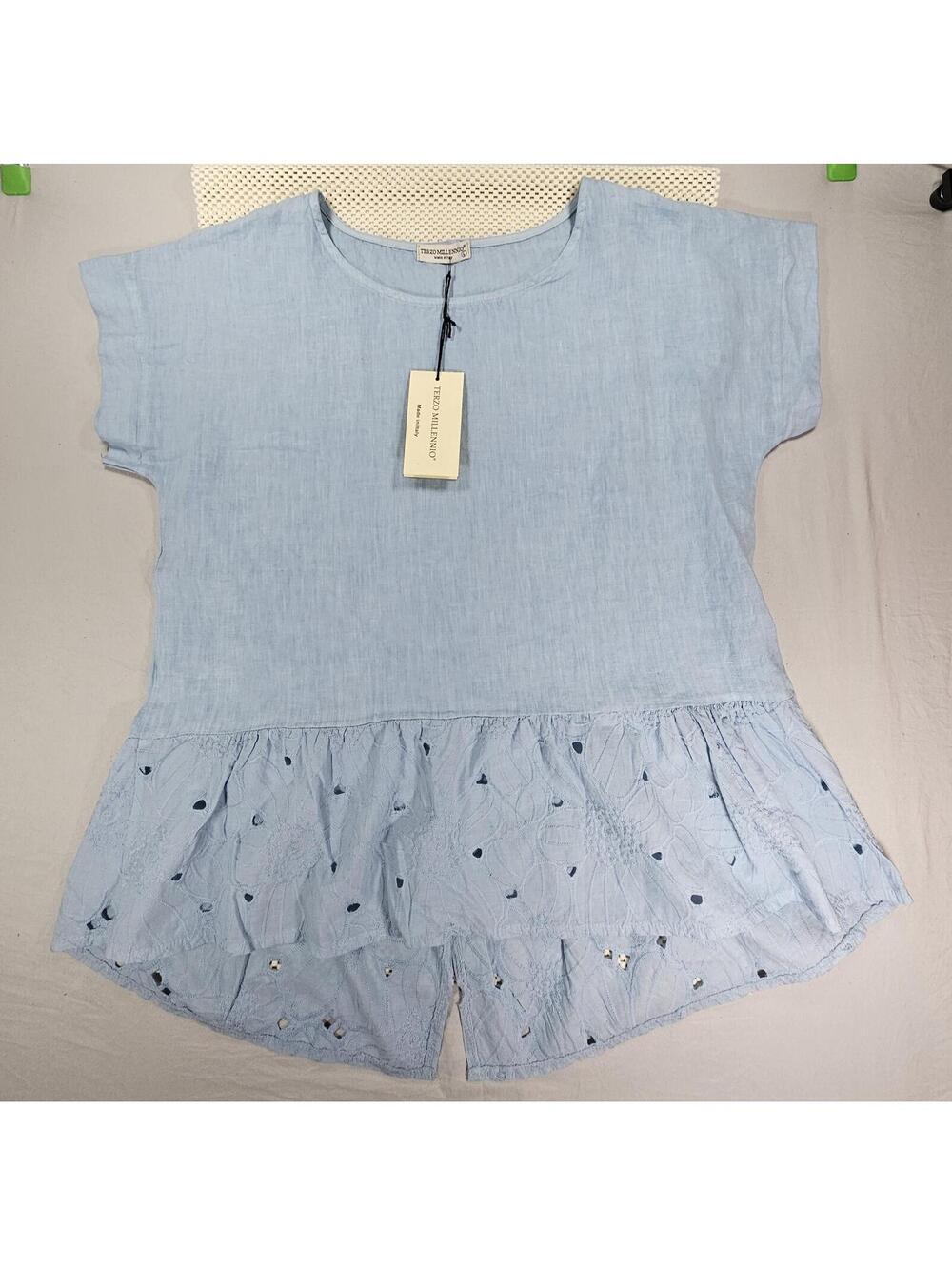 Terzo Millennio Light Blue 100 % Linen Blouse with Embroidered Hem. Size Large